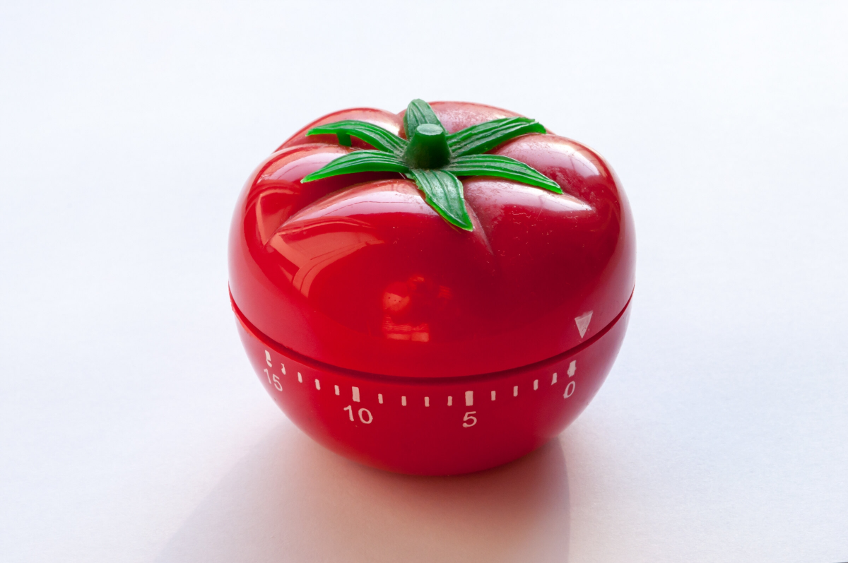 토마토 모양의 수동 타이머